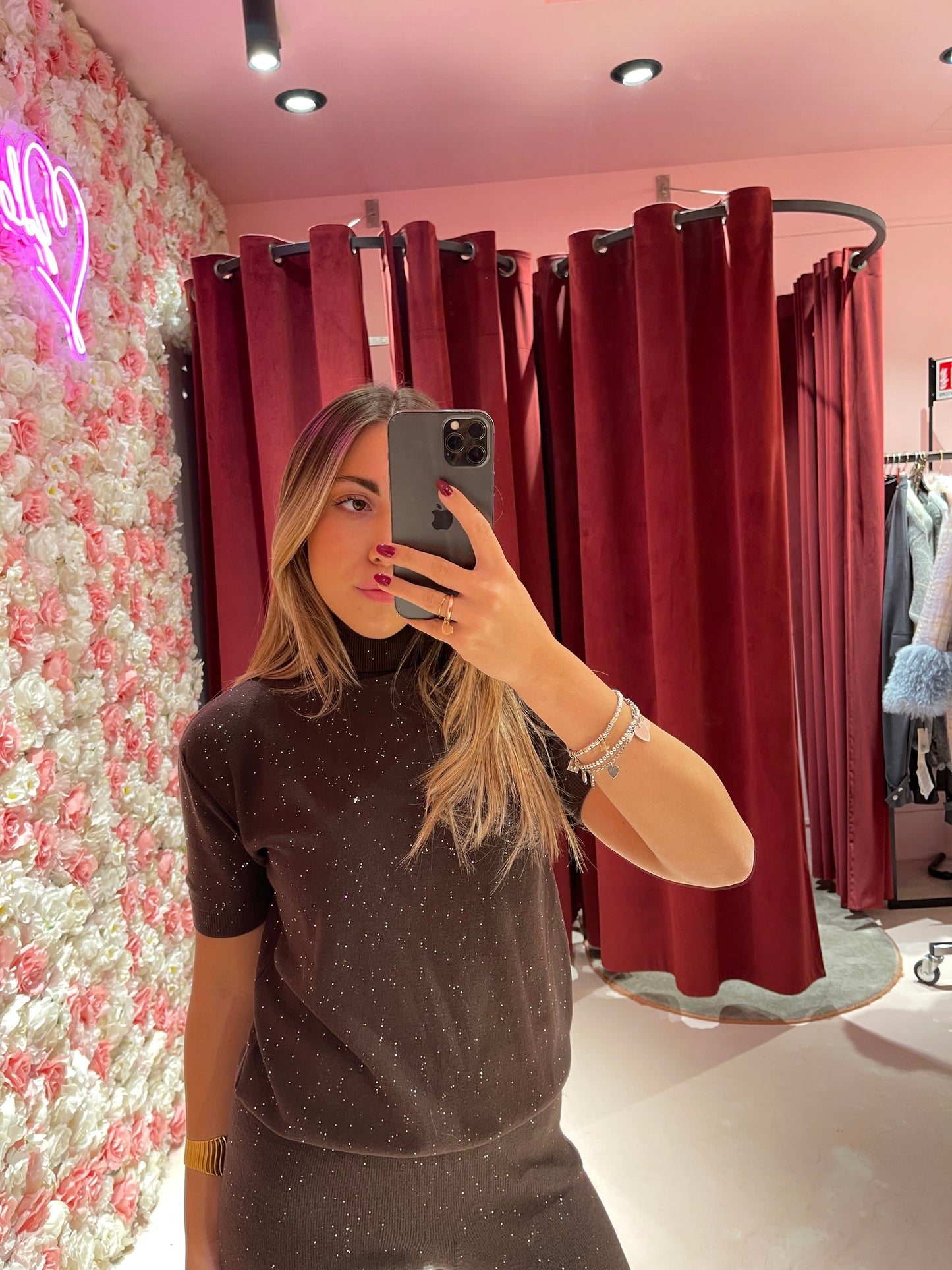 Maglia manica corta collo dolcevita Con Paillettes • Moro HINNOMINATE