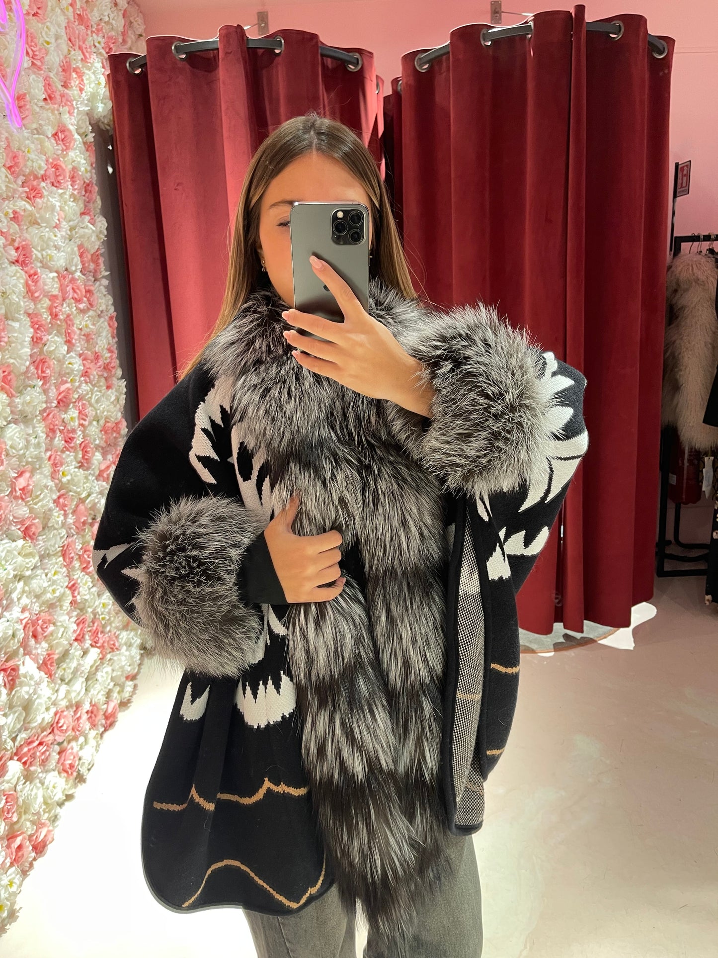 Mantella pelo volpe yl