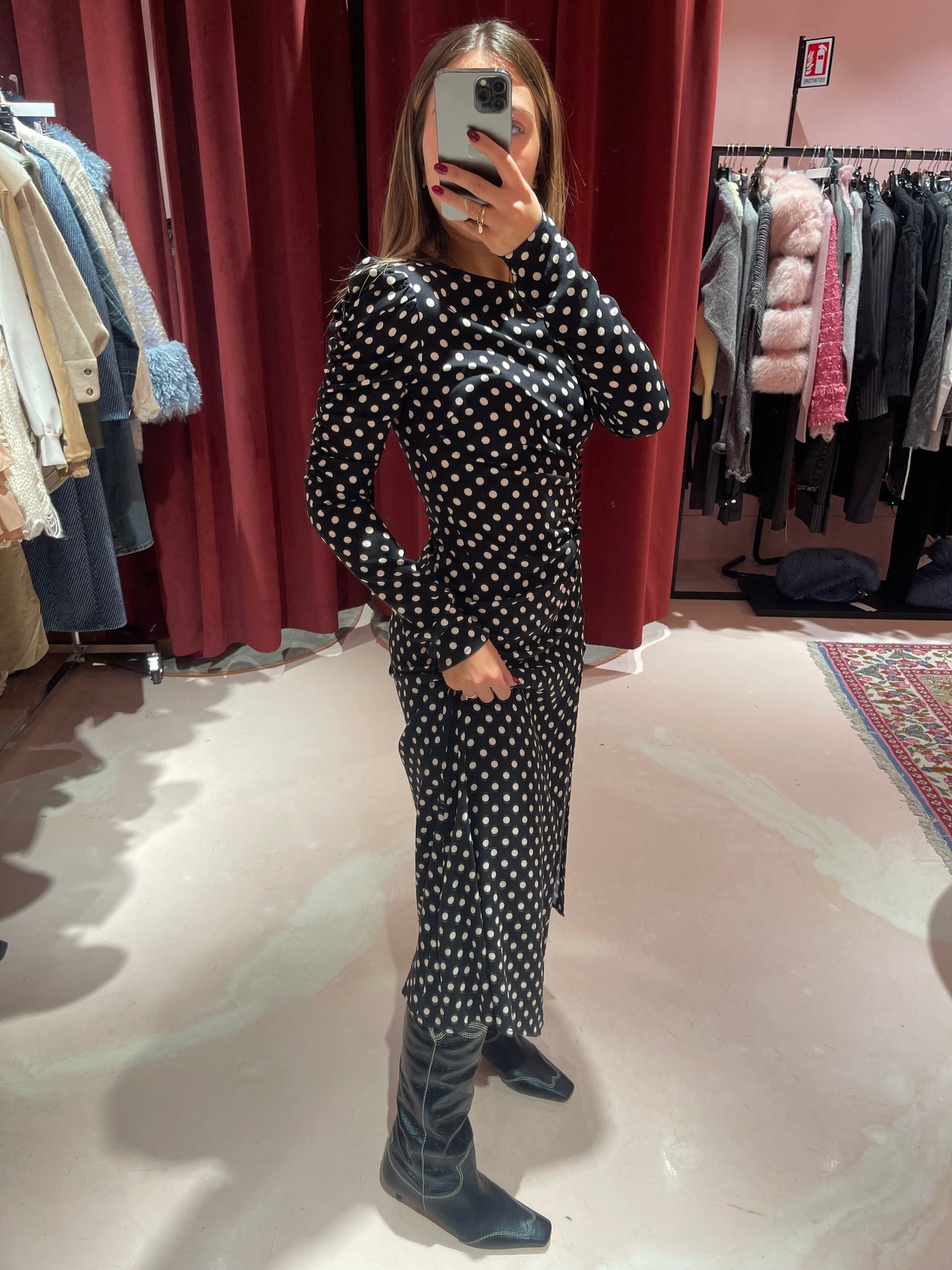 Chloe - Abito Manica Lunga • Pois Medio Nero Mar de Margaritas