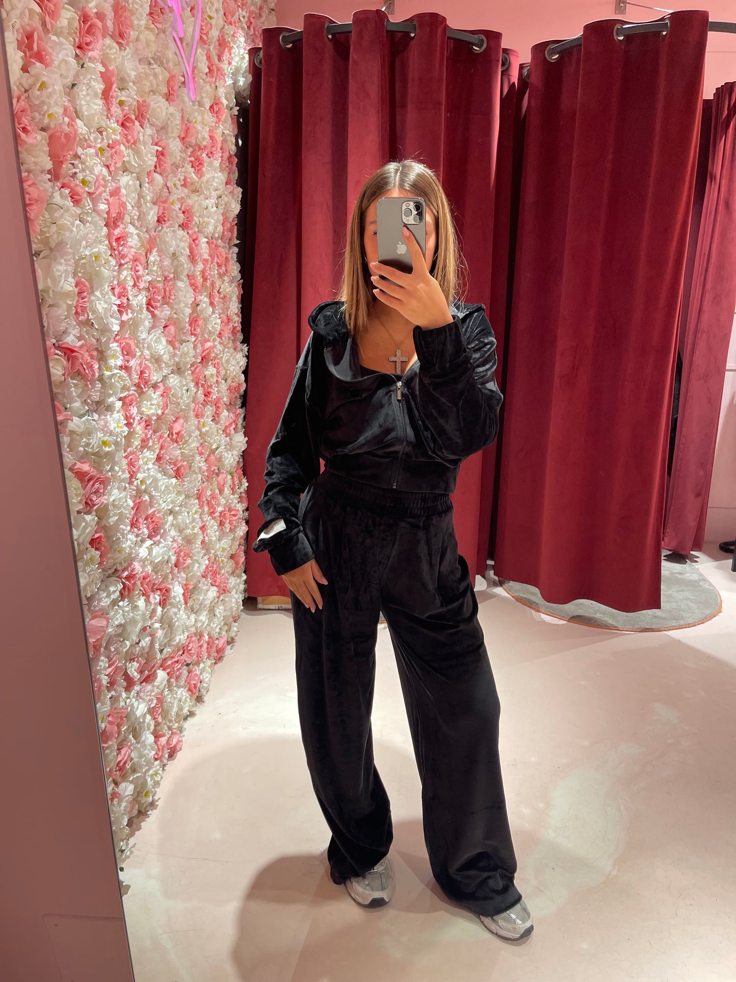 Pantalone In Cinglia Con Pences • Nero HINNOMINATE