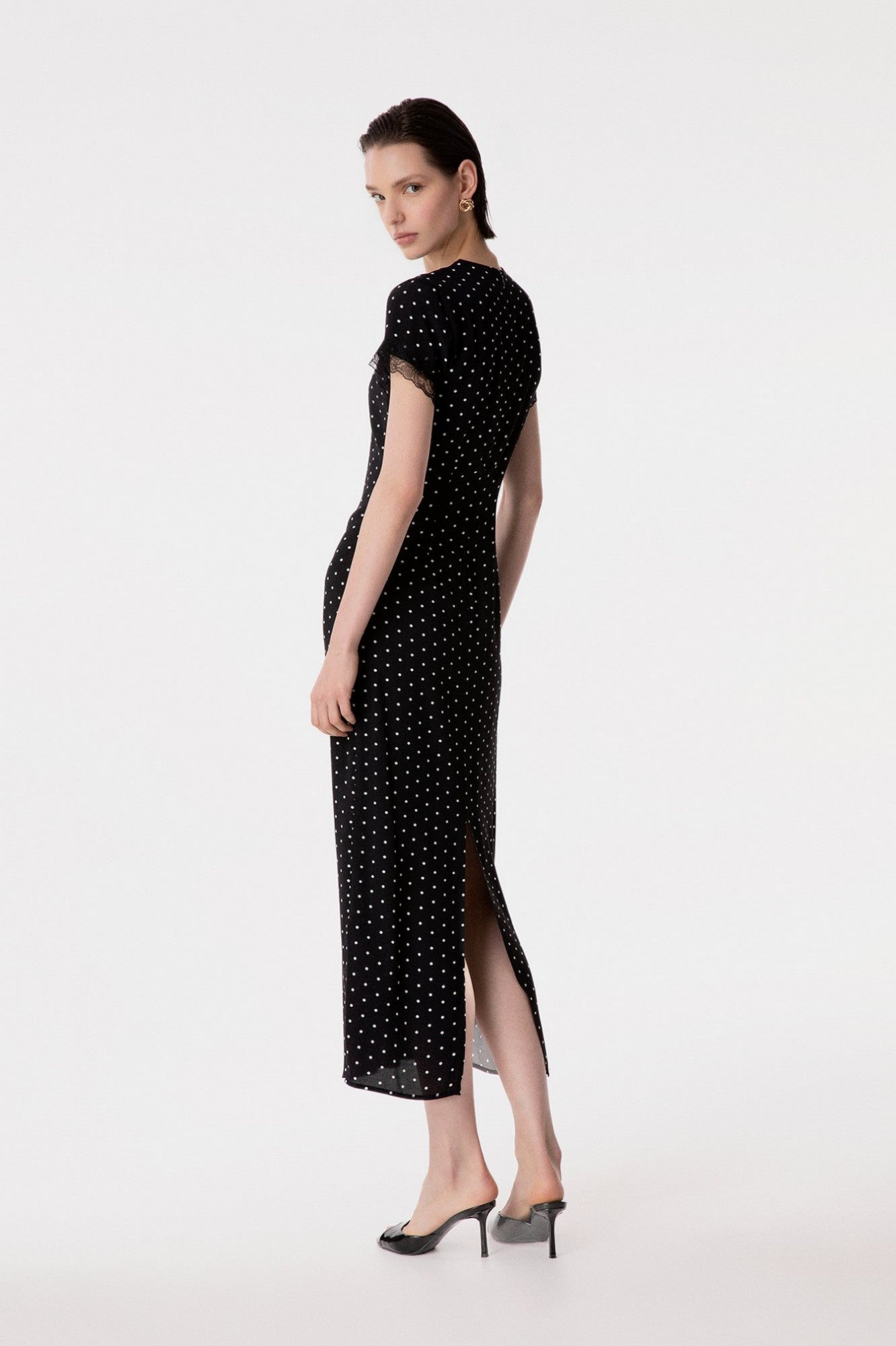 Raya - Abito Midi In Crepe Con Inserti In Pizzo • Petitpois Nero Mar de Margaritas