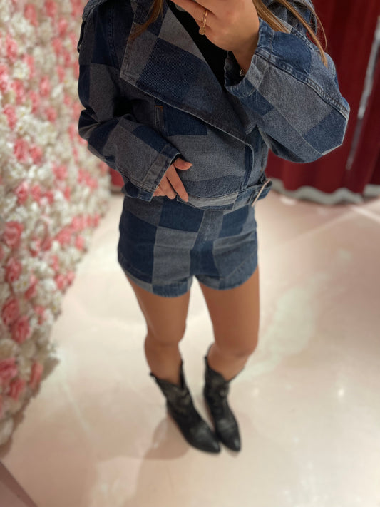 SHORTS IN DENIM SILENCE LIMITED