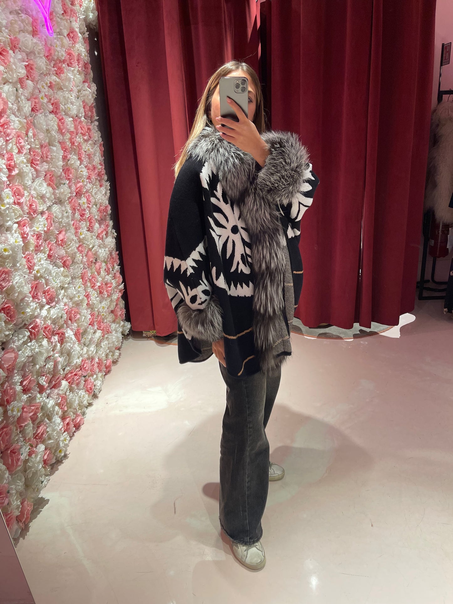 Mantella pelo volpe yl