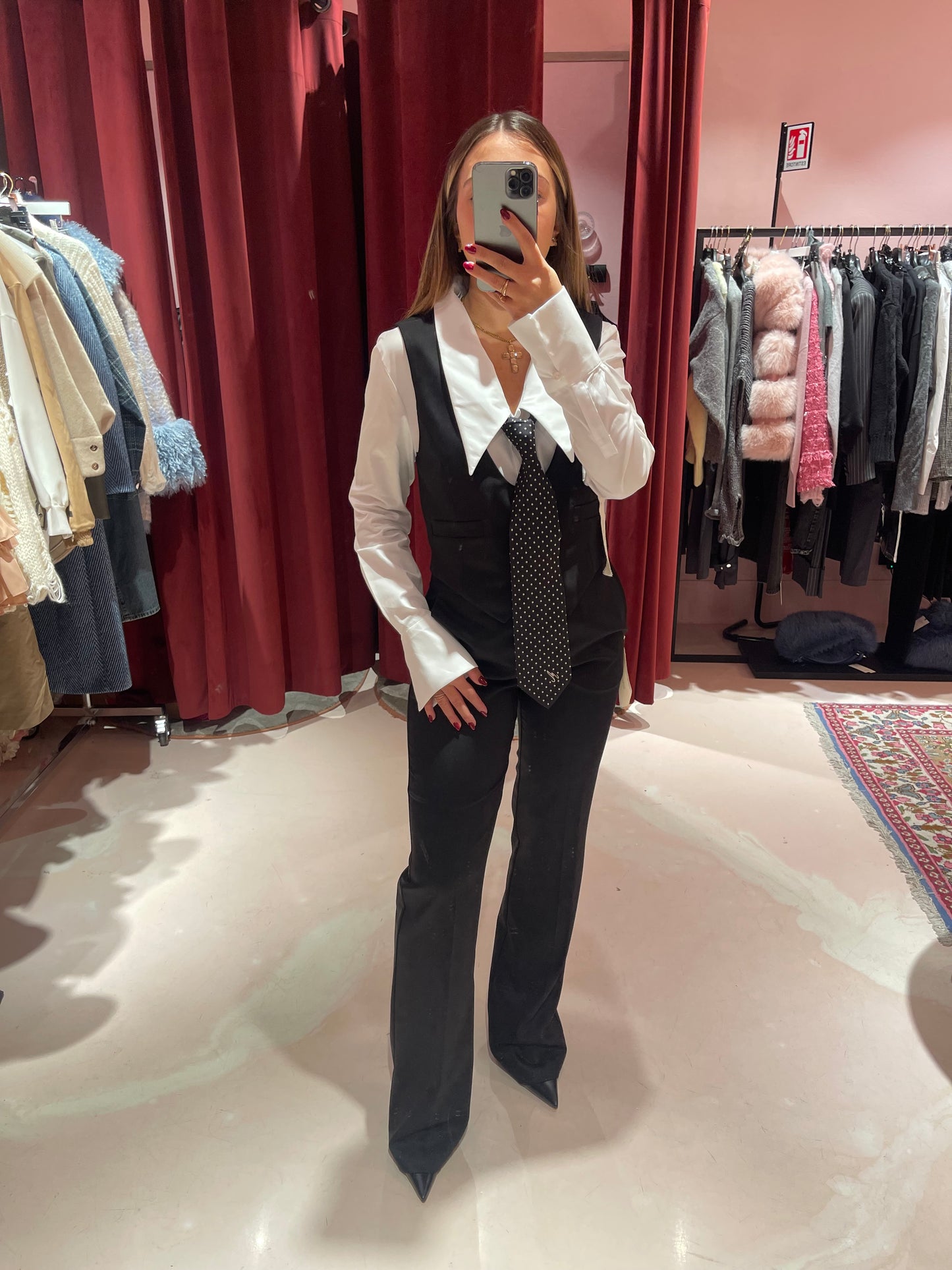 Agata - Gilet • Nero Mar de Margaritas