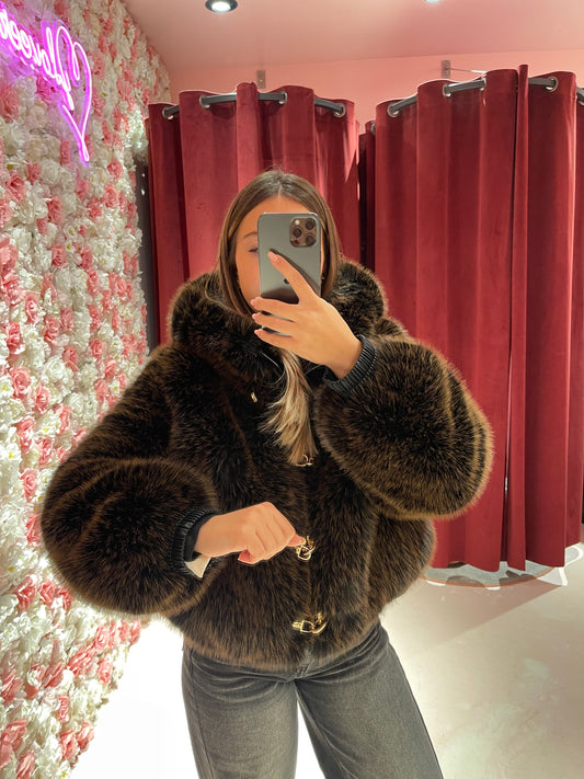 Eco pelliccia fibbie e cappuccio cioccolato/nero Uc