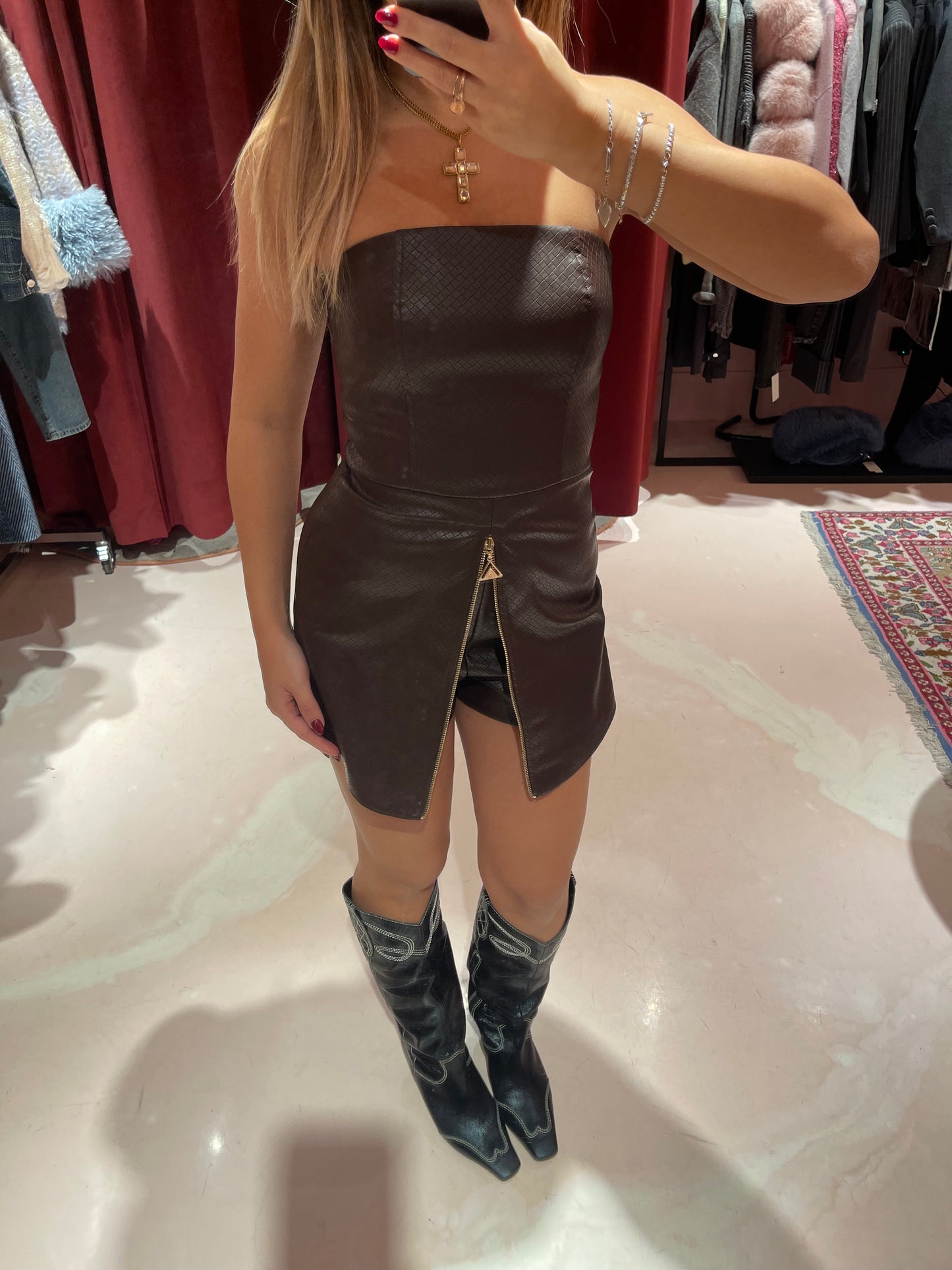 Tuta eco con pantaloncino cioccolato Silence Limited