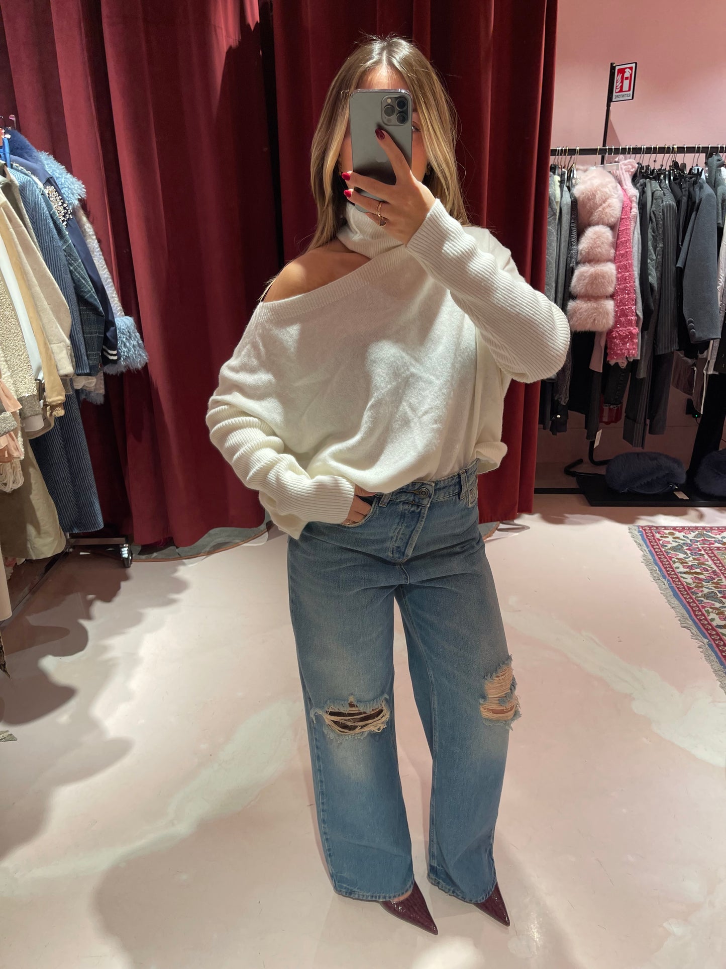 Jeans A Vita Media Con Gamba Morbida E Strappi • Blue Denim HINNOMINATE