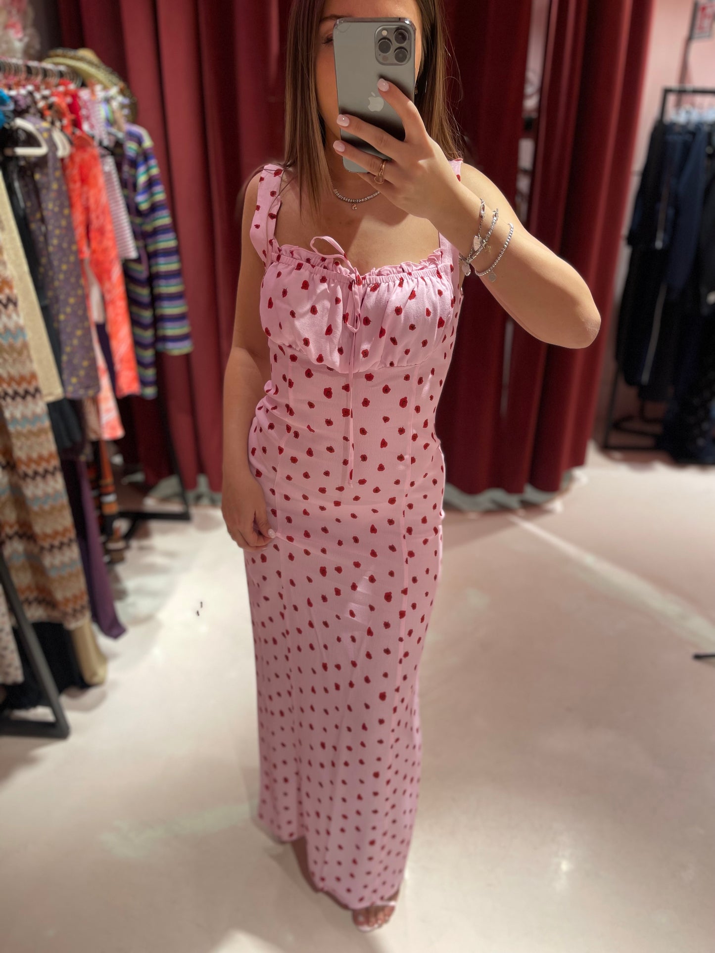 Megan - Abito Lungo Con Scollo Squadrato E Arricciature In Crepe • Rose Rosa Mar de Margaritas