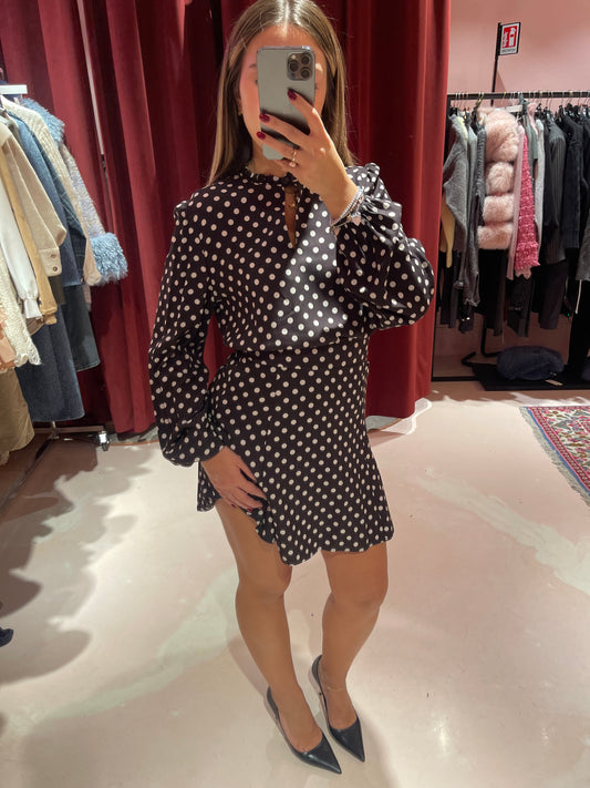 Kate - Gonna Corta • Pois Medio Moro Mar de Margaritas