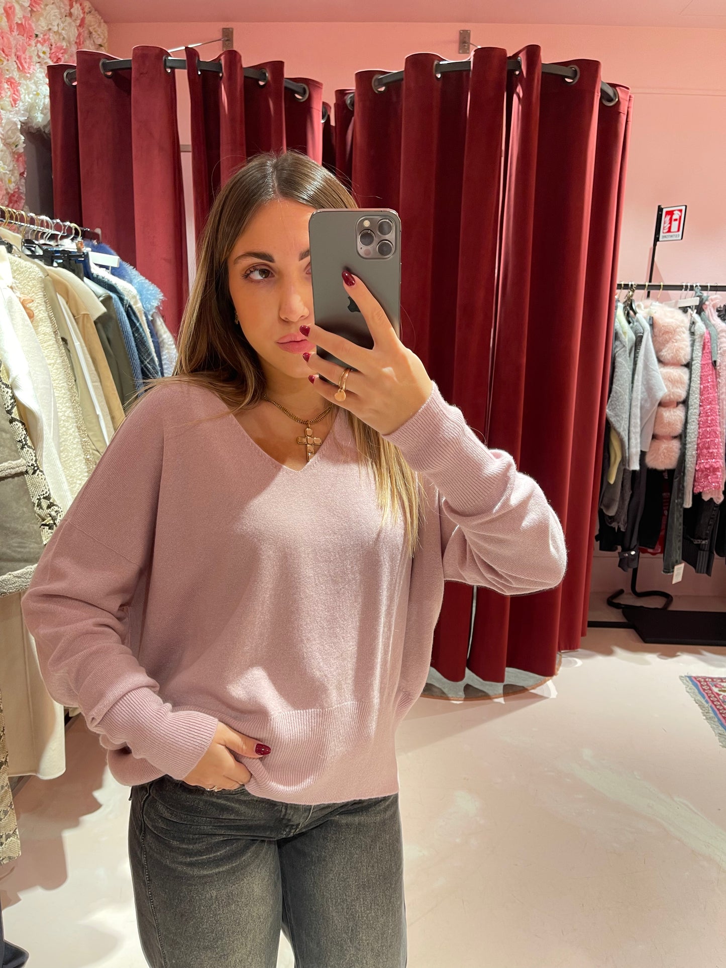 Maglione scollo V cipria lh