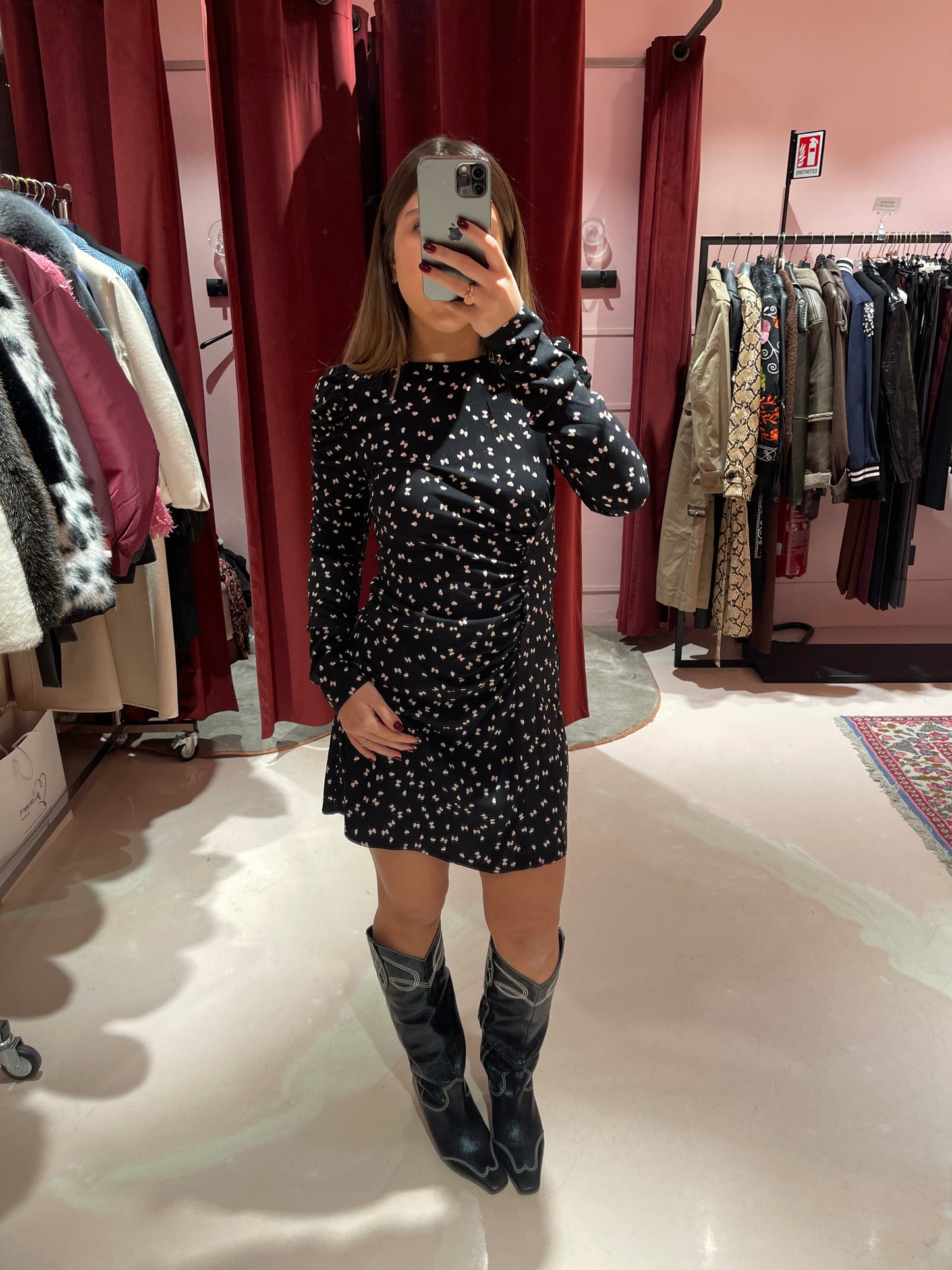 Dora - Abito Corto Girocollo • Papillon Nero Mar de Margaritas