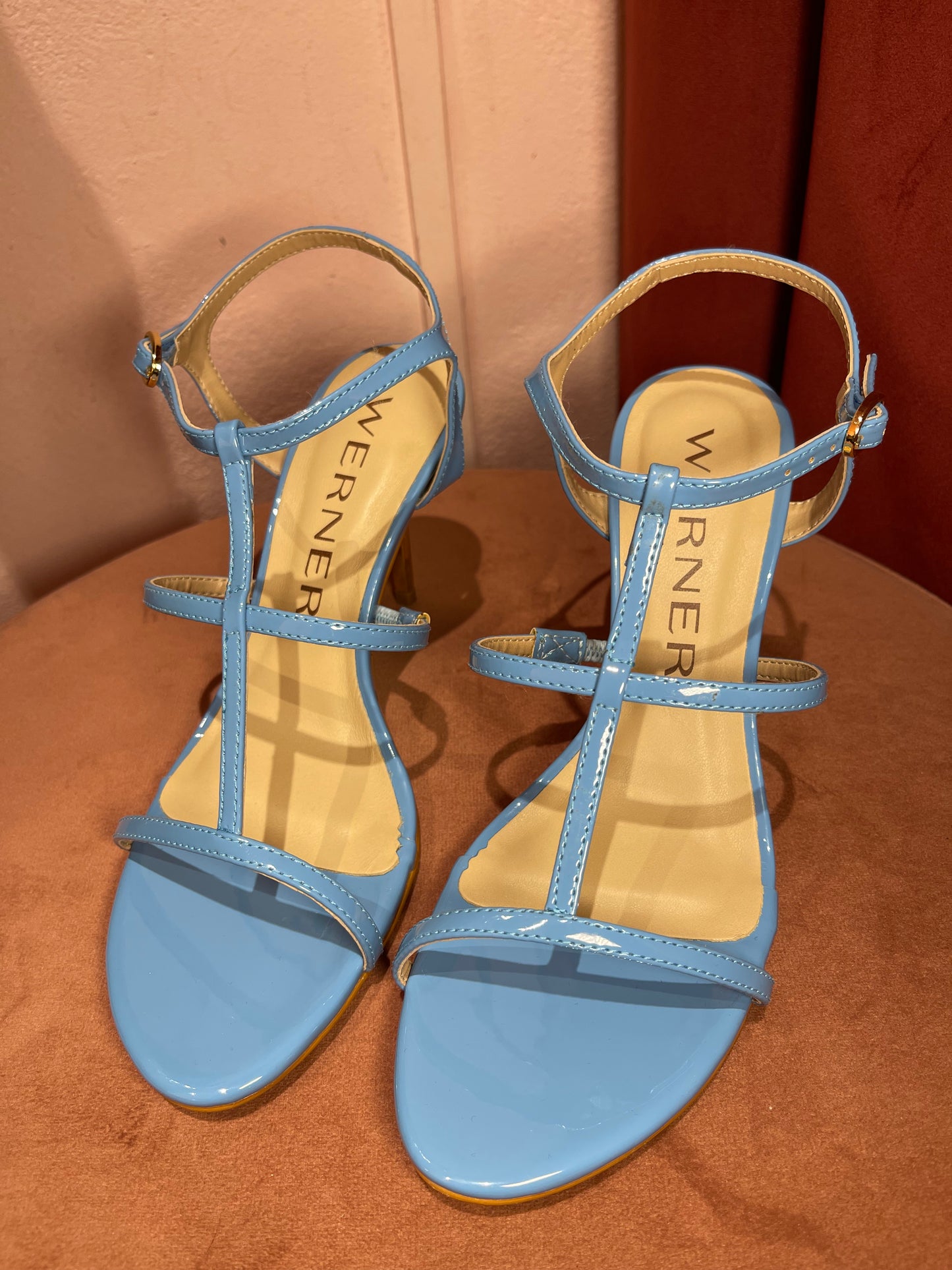 Sandalo vernice azzurro Werner