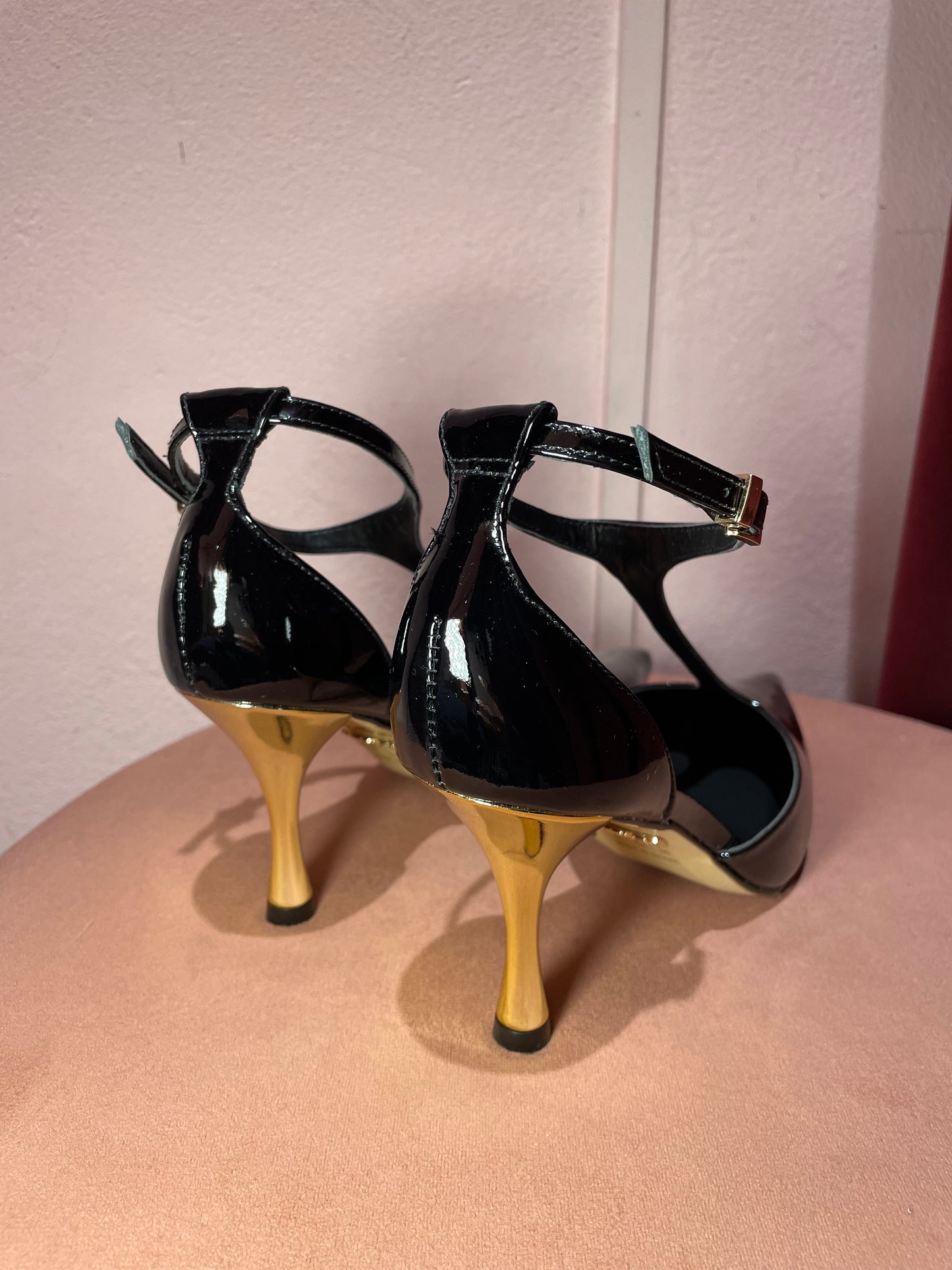 Décolleté vernice tacco oro Werner