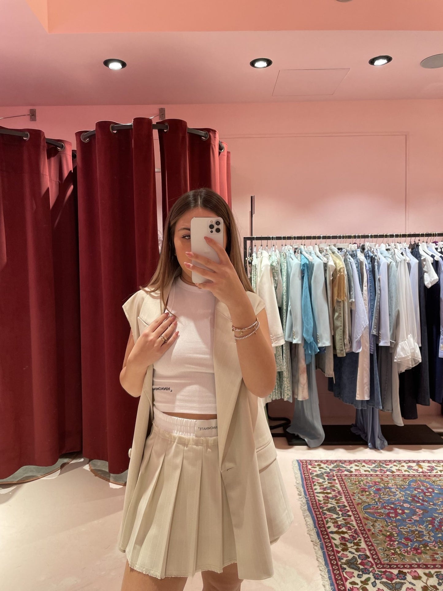 GONNA CORTA GESSATA CON PIEGHE E MUTANDA IL POLELINE • ECRU HINNOMINATE