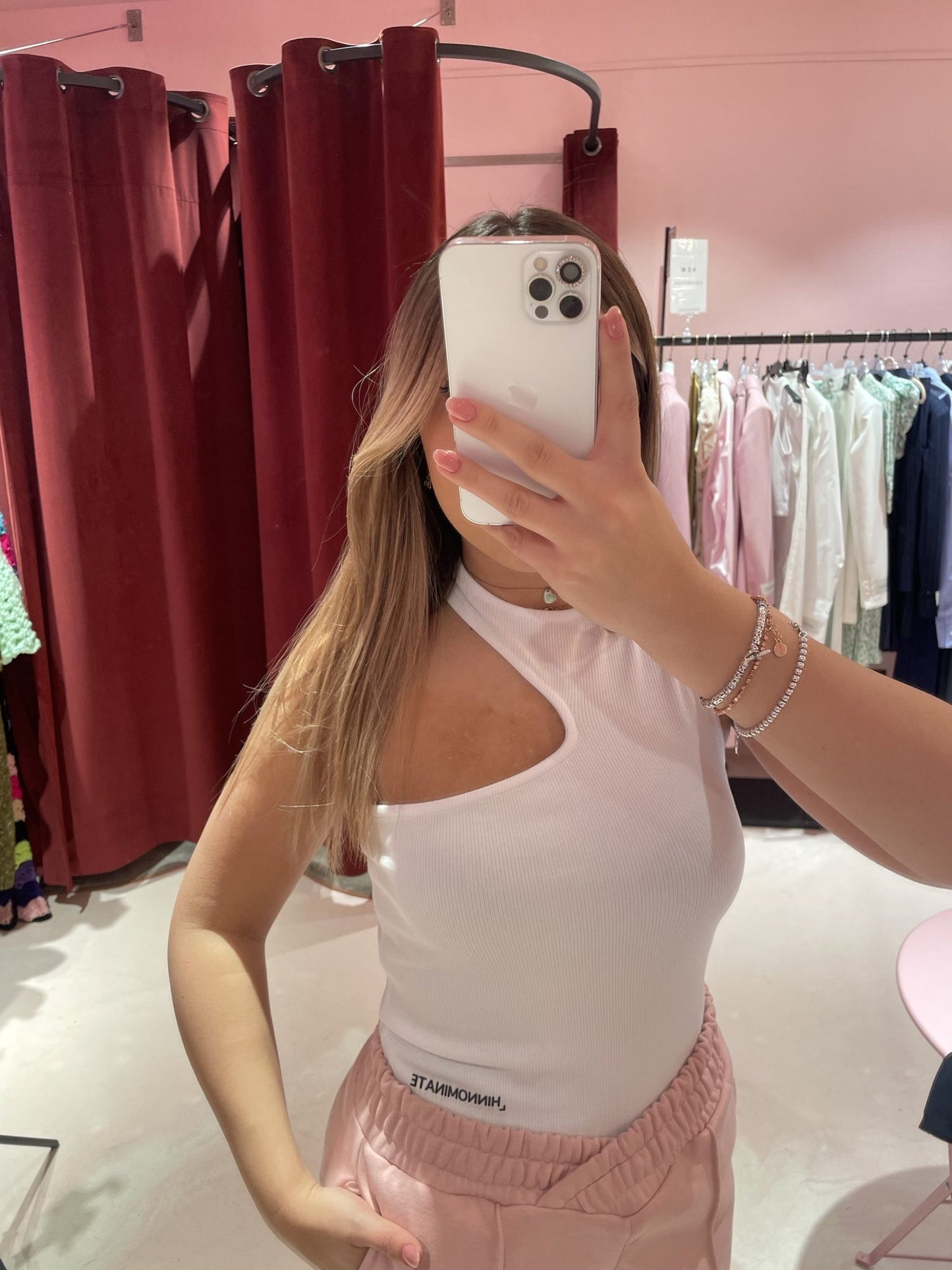 Canotta a costine con collo asimmetrico Hinnominate