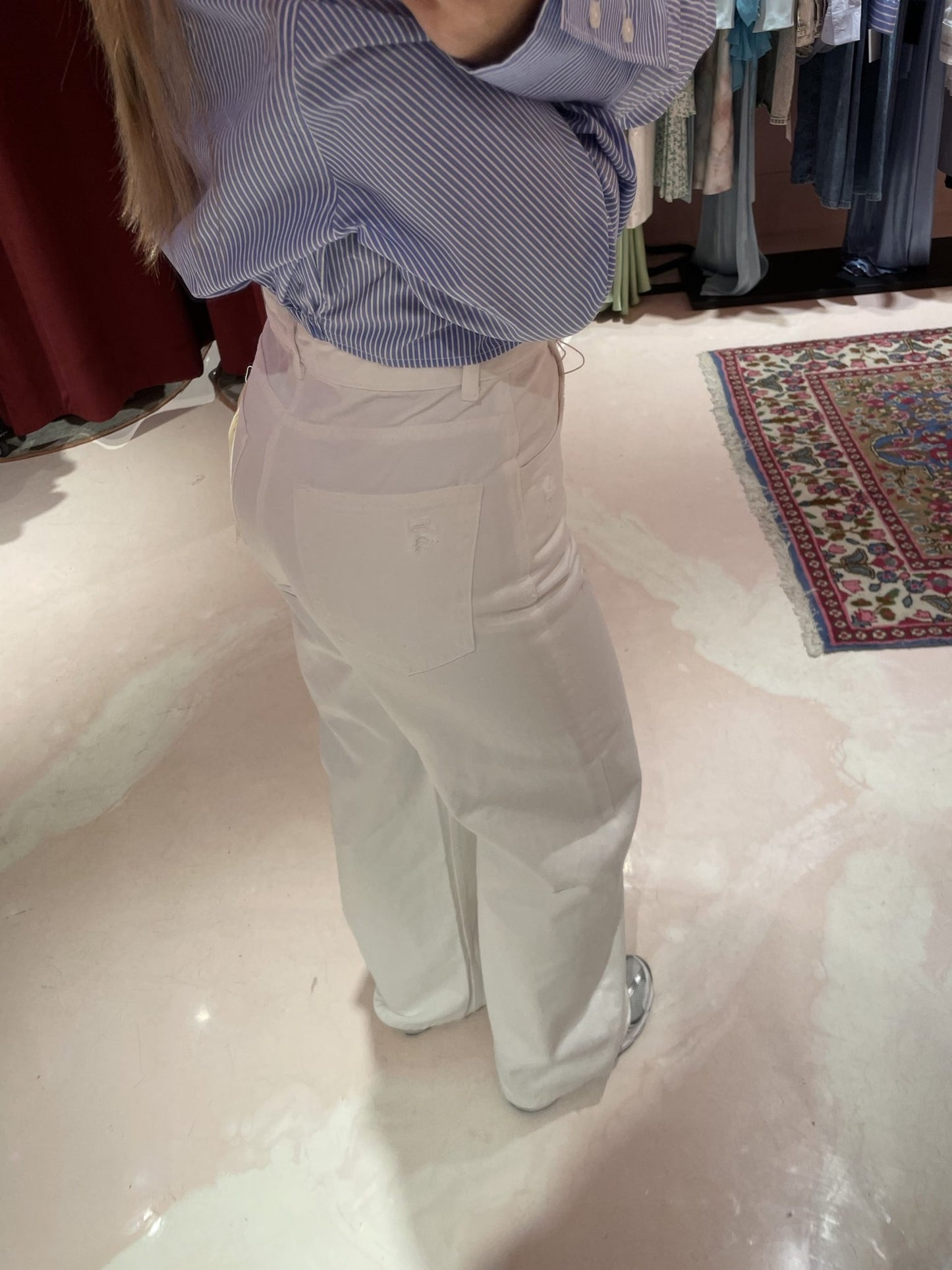 Denim a palazzo con rotture • Bianco HINNOMINATE