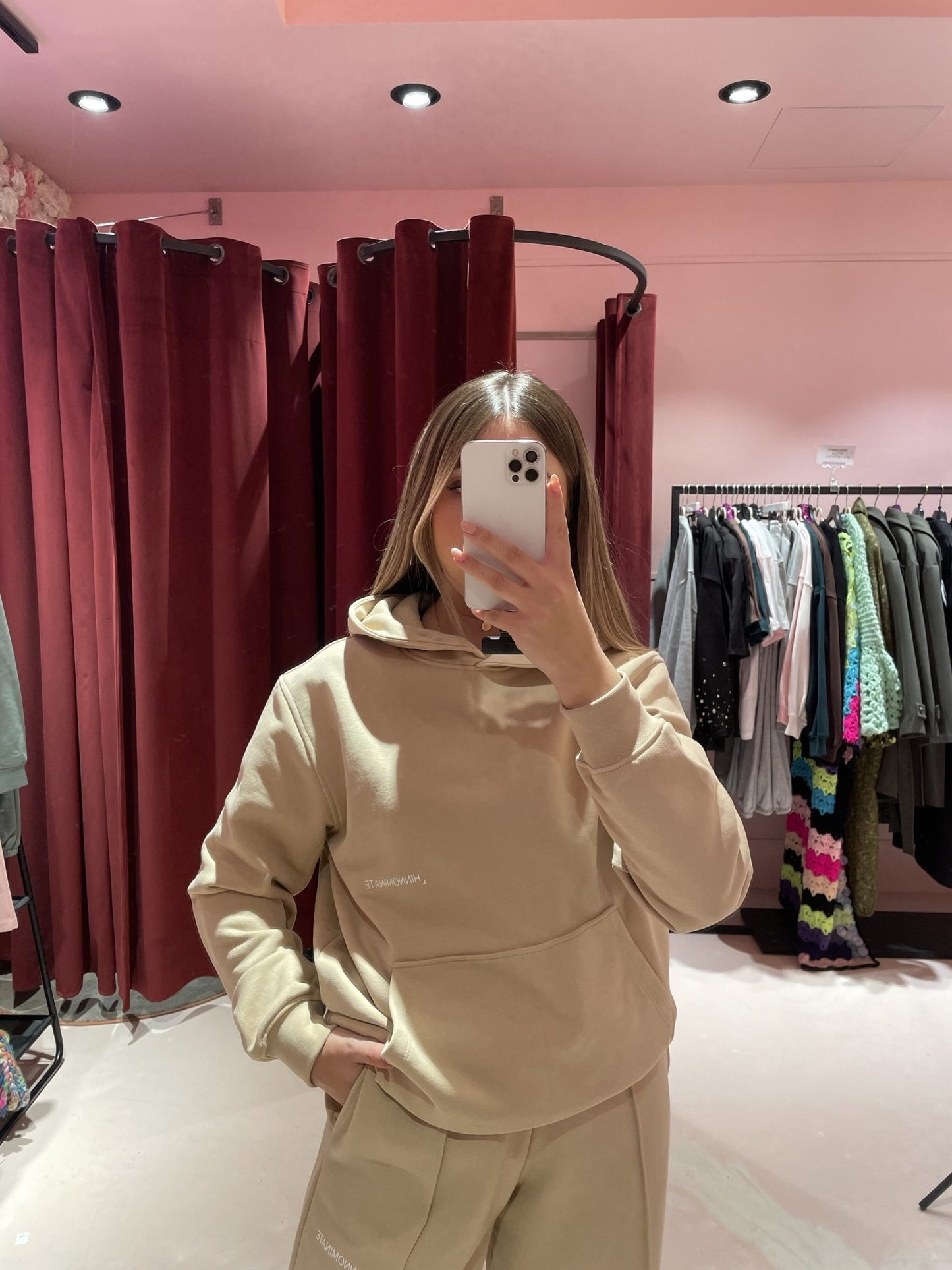 Felpa con cappuccio basica con marsupio e stampe • Safari Hinnominate