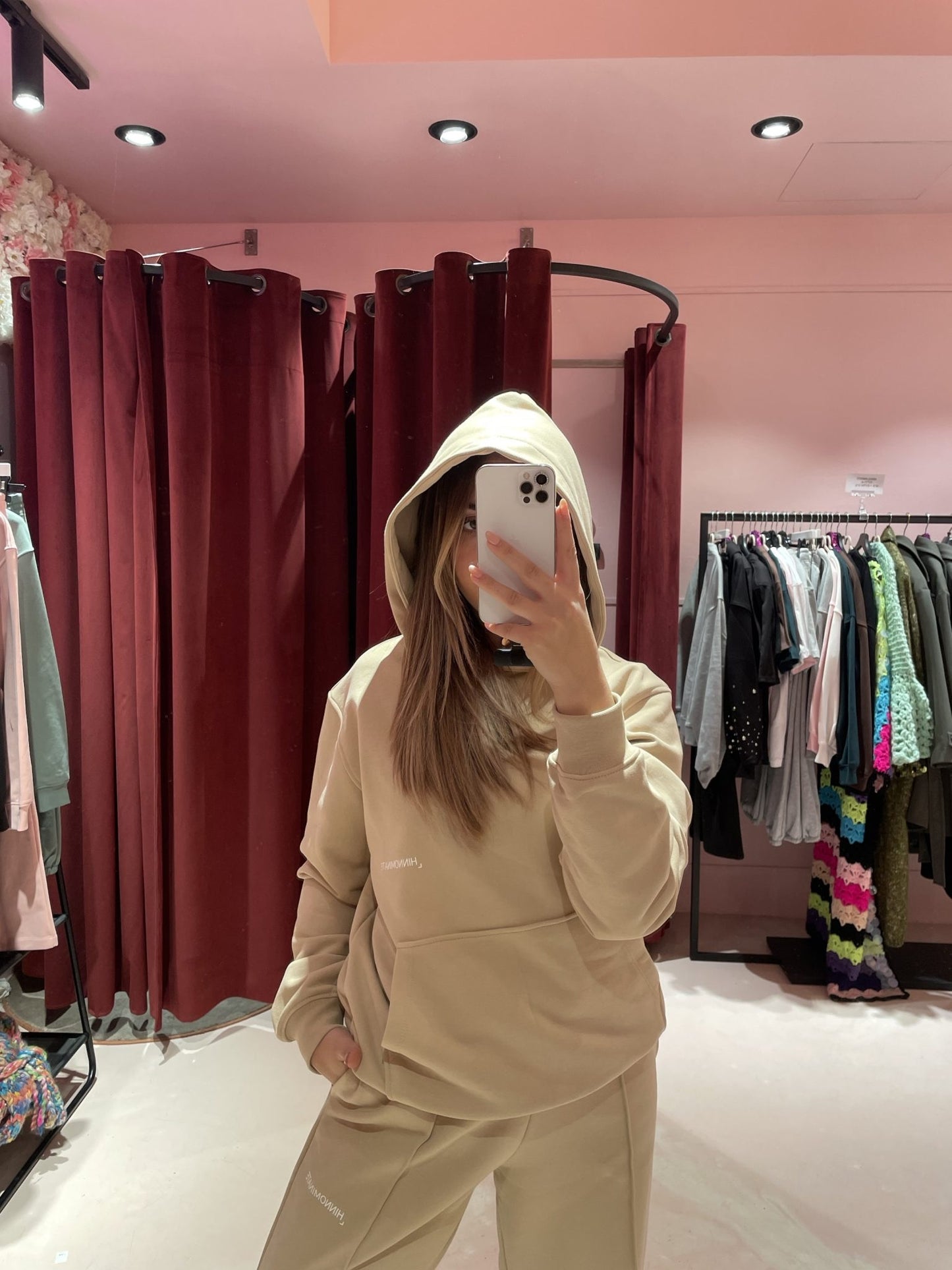 Felpa con cappuccio basica con marsupio e stampe • Safari Hinnominate